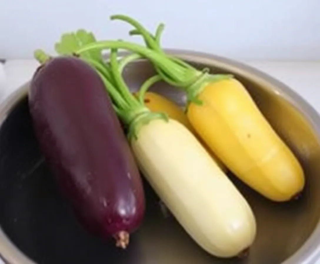 If You Can't Identify At Least 15 Of These Vegetables, I'm Just Gonna Assume You Have The Taste Buds Of A 5 Year Old At Best